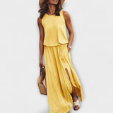 Robe légère, ample, sans manches avec encolure ronde