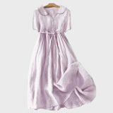 Robe classique avec des boutons