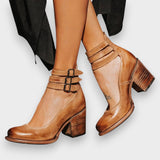 Ortrud | Vintage-Stiefeletten mit Riemen und Blockabsatz