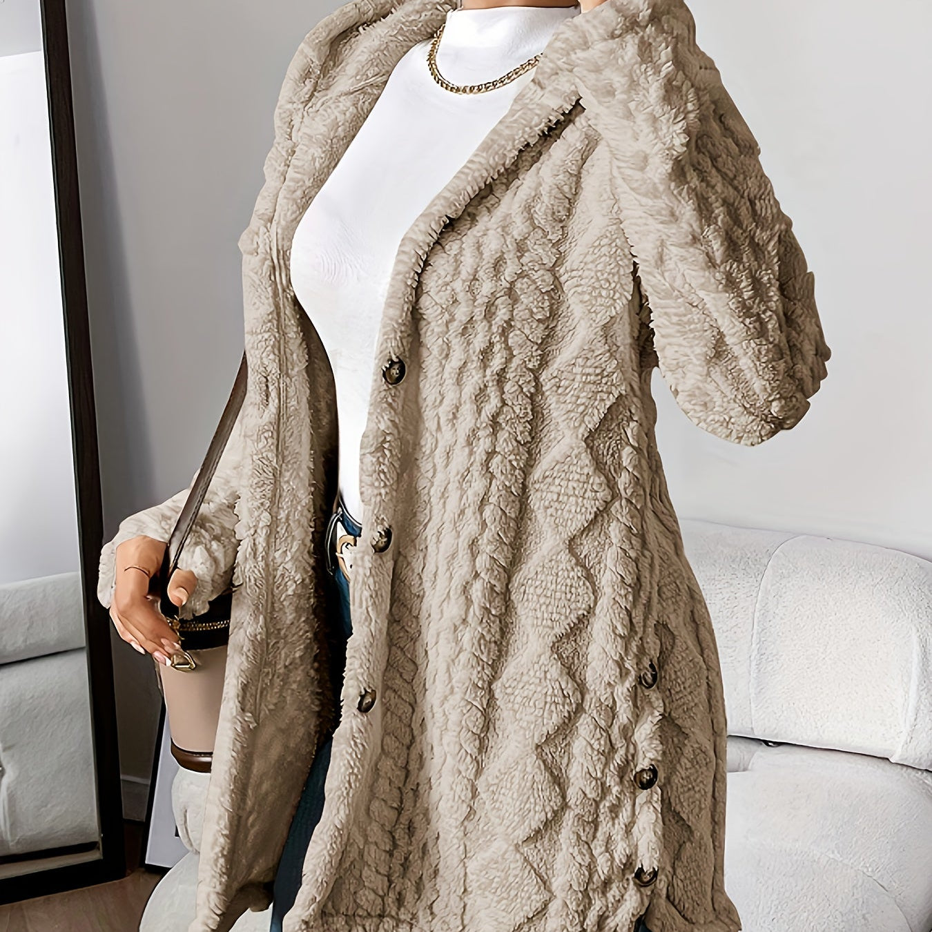 Sara - Flauschige Kapuzenjacke