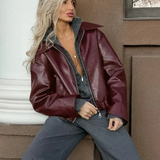 Theresia | Kurze Bomberjacke in Bordeaux Jacke