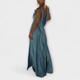 Hallie - Robe maxi en satin chic avec fente haute