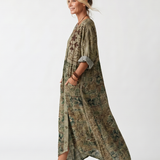 Aleta | Übergroßes Midi-Kleid mit Knopfleiste und Taschen