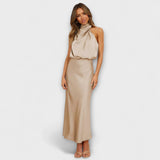Robe maxi halter élégante en jaune d'été