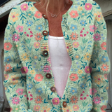 Verena | Blumen-Strickjacke mit Holzknöpfen