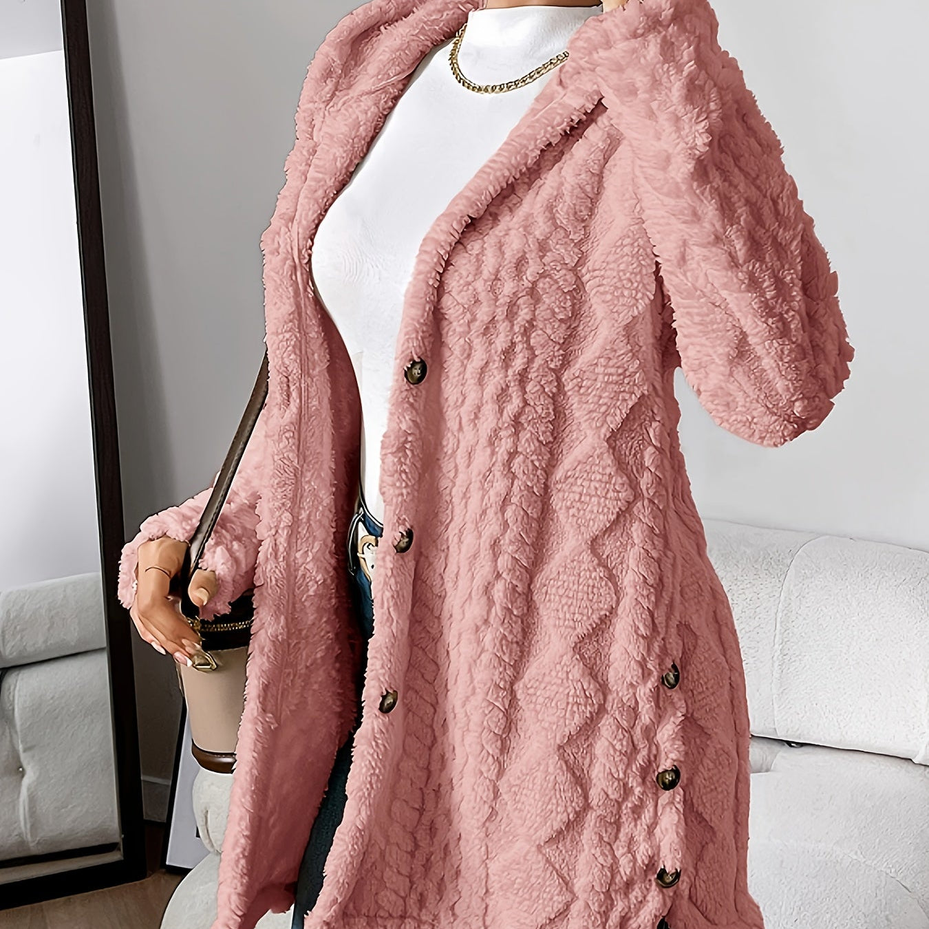 Sara - Flauschige Kapuzenjacke