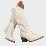 Elegante, bestickte Western-Stiefel