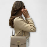 Veste classique avec poches décoratives