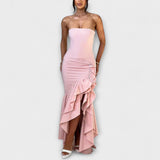 Zuri - Robe Maxi Slim Fit Off-Shoulder avec ourlet asymétrique