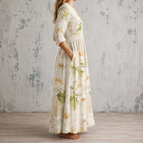 Blanche™ | Robe longue à imprimé floral aquarellé délavé sur fond ivoire