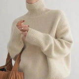 Dorothea | Rollkragenpullover aus Kabelstrick