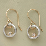 Boucles d'oreilles vintage avec pierres lumineuses