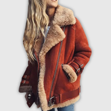 Ortrud | Rostrote Fell-Jacke mit Schnallendetails