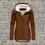 Waltraud | Plissierte Winterjacke mit Kapuze