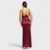 Eira - Robe en satin ornée avec lacets dans le dos