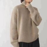 Dorothea | Rollkragenpullover aus Kabelstrick