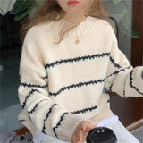 Gertrud | Klassischer Kabelstrickpullover