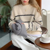 Gertrud | Klassischer Kabelstrickpullover