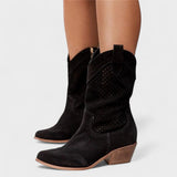 Friederike | Perforierte Wildleder-Stiefel