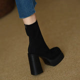 Olga - Stiefel mit modernem Stil und dem Komfort von Wildleder