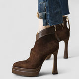 Dora - Stiefeletten mit modernem Stil, Komfort und Attitüde