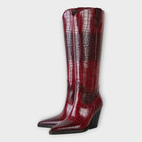 Stiefel mit Krokodil-Design und Eleganter Absätze