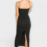 Robe longue sans manches froncée chic