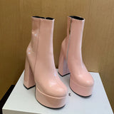 Carina - Stiefel mit super hohem Plateau für Charme und Selbstvertrauen