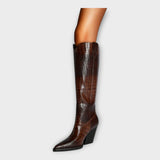Stiefel mit Krokodil-Design und Eleganter Absätze