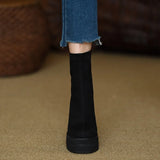 Olga - Stiefel mit modernem Stil und dem Komfort von Wildleder