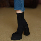 Olga - Stiefel mit modernem Stil und dem Komfort von Wildleder