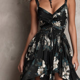 Schwarzes Bohemian Blumenmuster Unregelmäßiges Trägerloses Maxi-Kleid