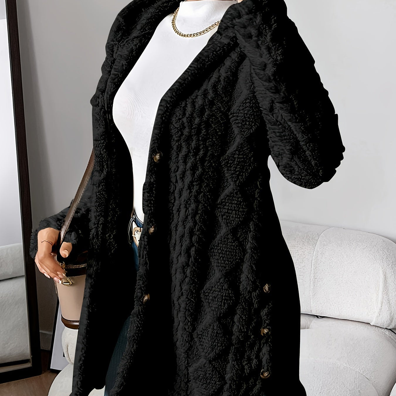 Sara - Flauschige Kapuzenjacke