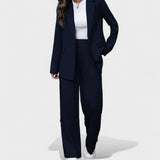 Micaela - Elegantes Outfit