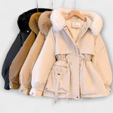 Bela - Élégante veste d'hiver Brévine avec col en fourrure