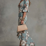 Grünes Floral Rüschenglockenärmel V-Ausschnitt Satin Asymmetrisches Maxikleid