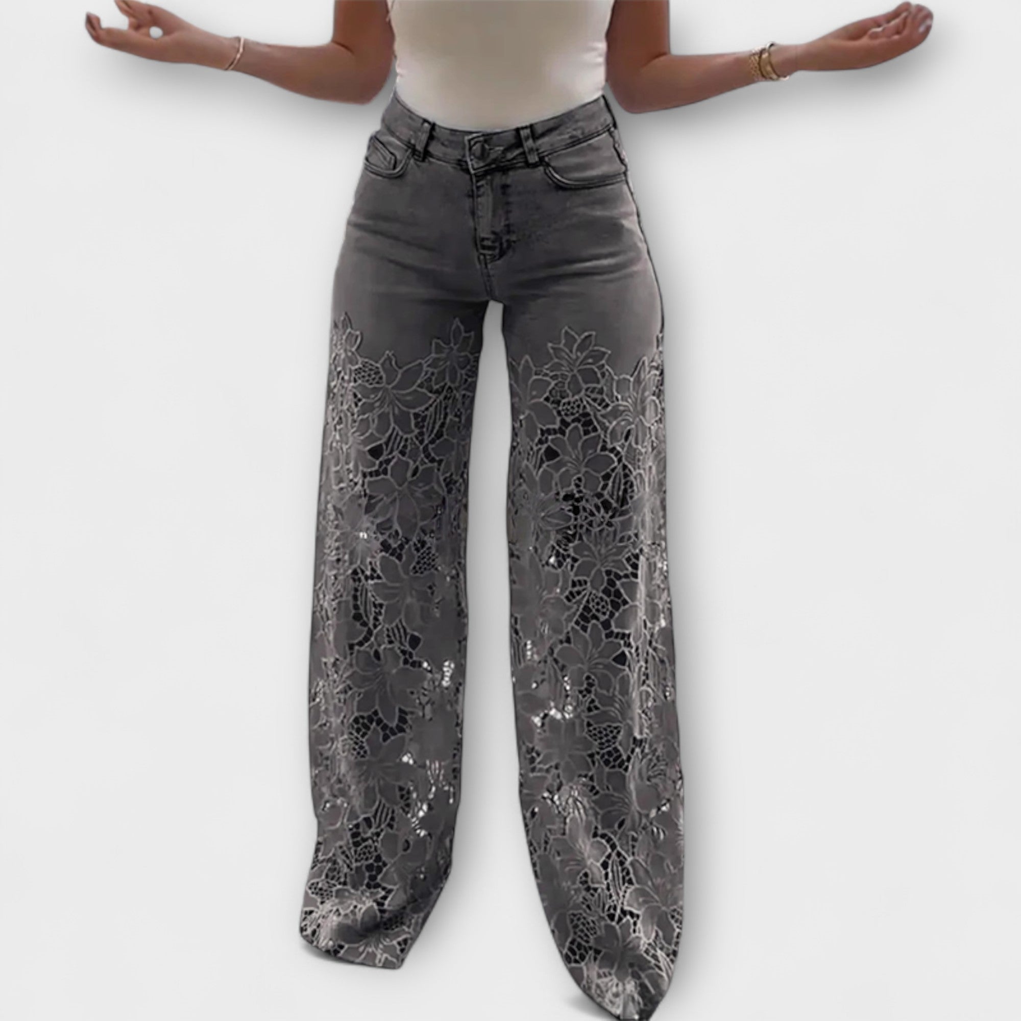 Jeans en patchwork tendance avec dentelle